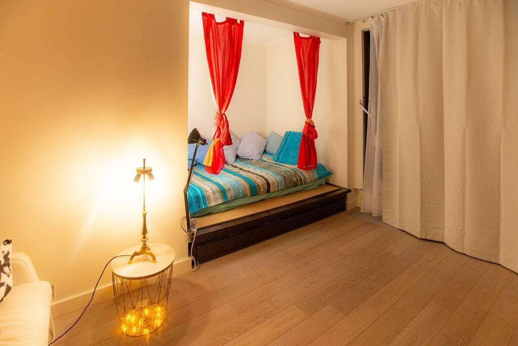 Studio With Balcony París Exterior foto